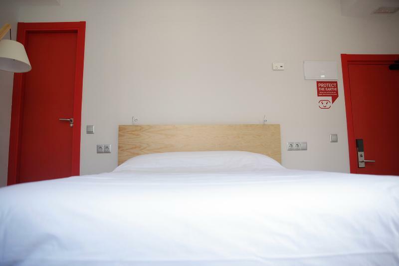 Hostal Apolo Мадрид Экстерьер фото